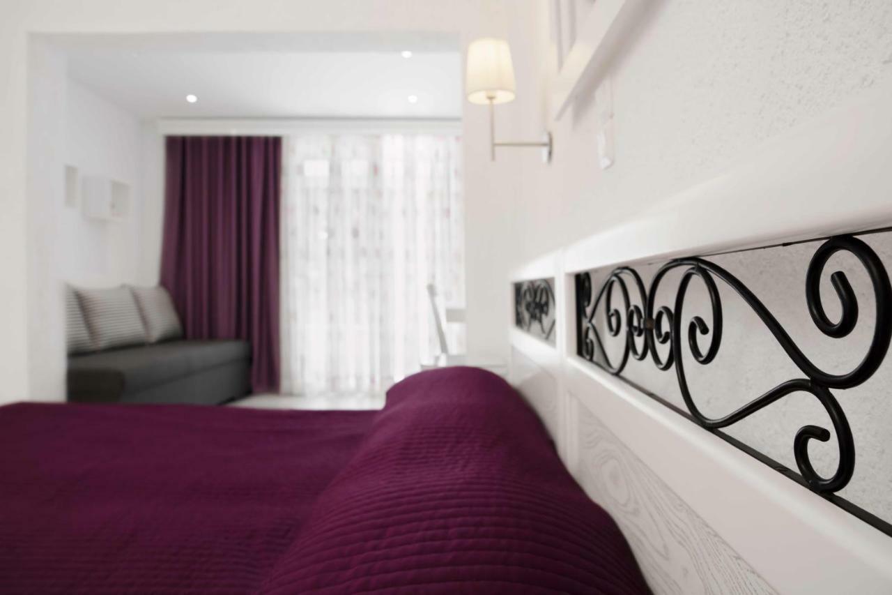 Ostria Aparthotel Ajía Paraszkeví Kültér fotó